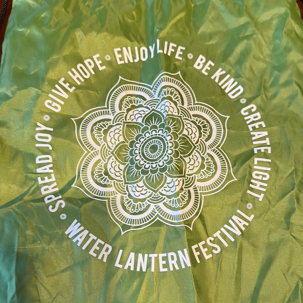 Green Drawstring Bag - Picture 2 of 10